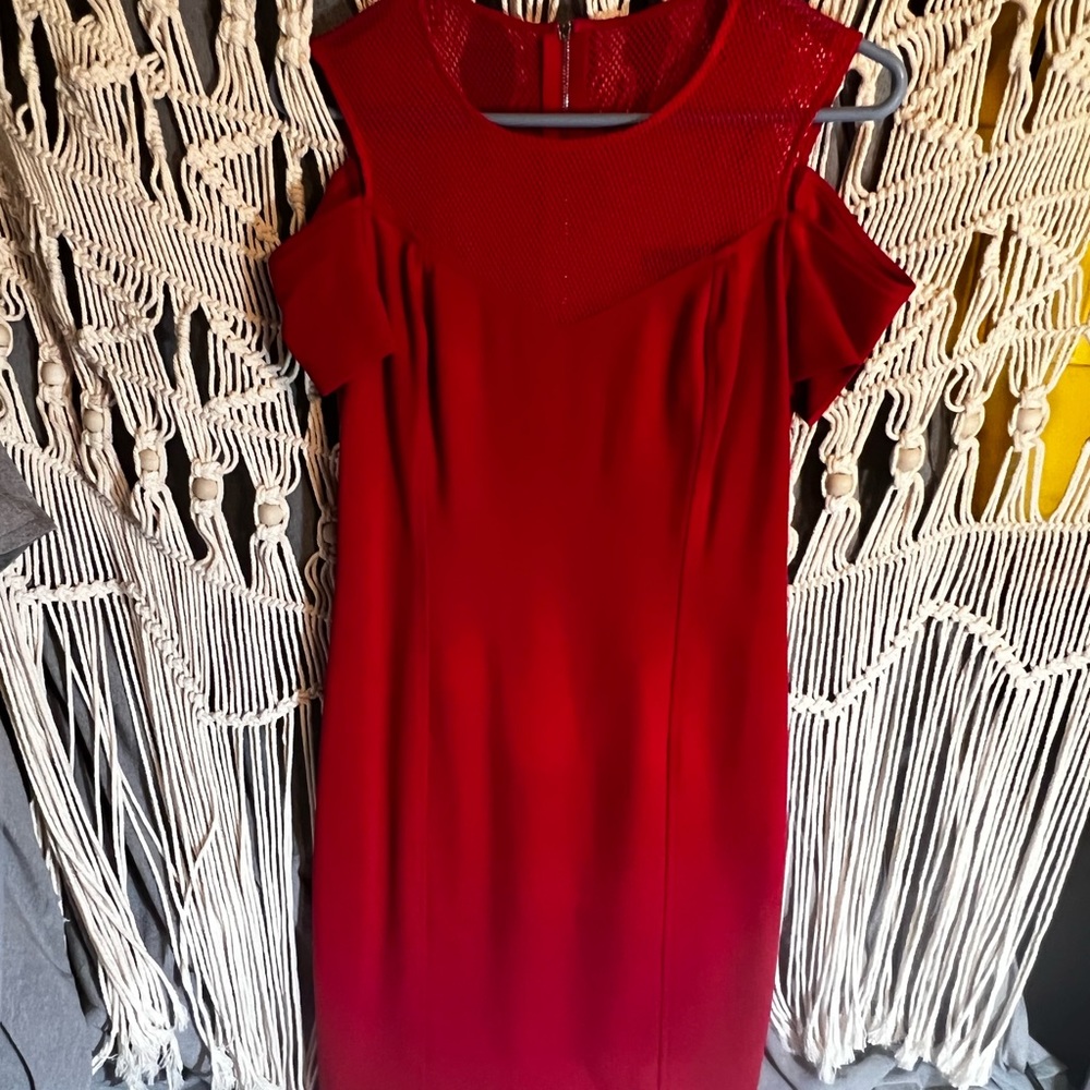 CARTISE DRESS - SIZE 4 - Picture 3 of 3